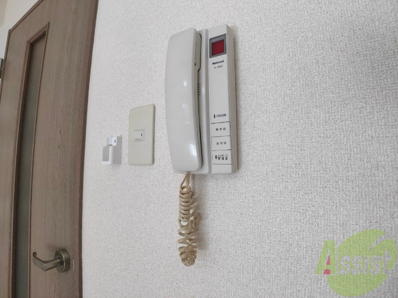 セキュリティ　インターホンで来客確認ができます。安心ですね。