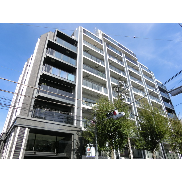 建物外観　建物正面