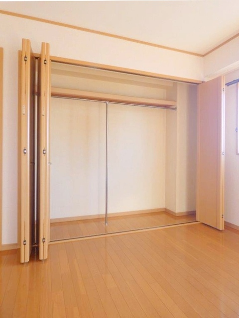 収納　図面と現状に相違がある場合には現状を優先