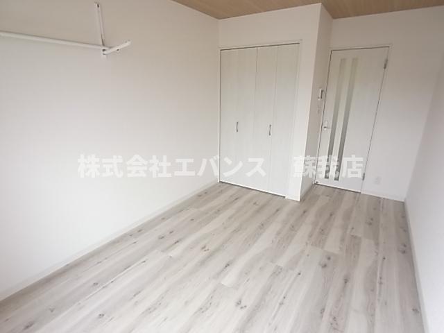 その他部屋・スペース　使い勝手のいい寝室です