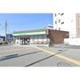 コンビニ　ファミリーマート瑞穂二野町店（コンビニ）まで293m