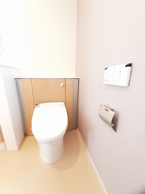 トイレ　図面と現状に相違がある場合には現状を優先