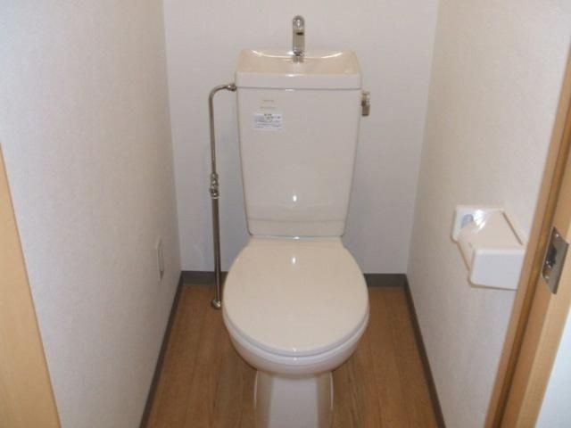 トイレ　トイレ