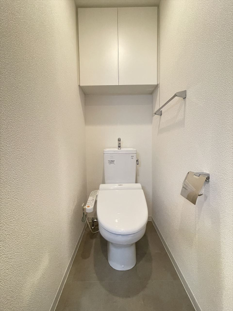 トイレ　※別部屋の参考写真です。