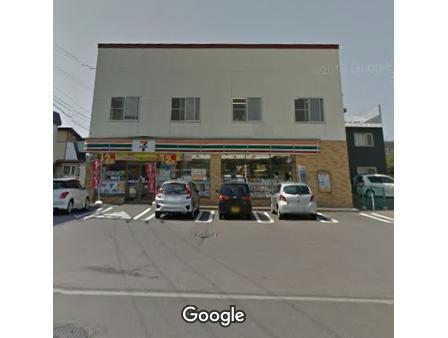 コンビニ　セブンイレブン函館富岡町店（コンビニ）まで228m