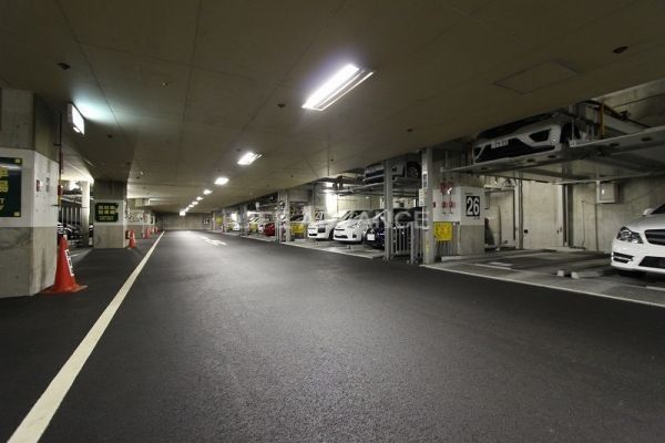 駐車場　駐車場