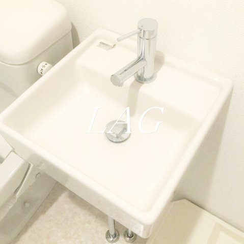 洗面設備　独立洗面台です。