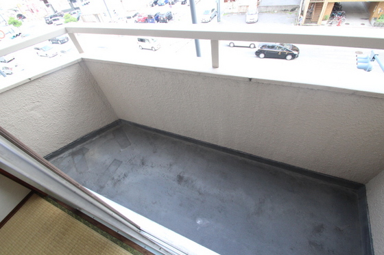 バルコニー　※別号屋の写真です