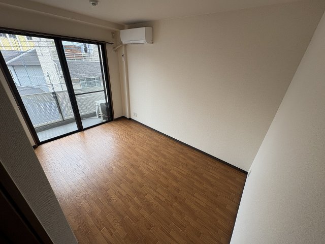 その他部屋・スペース　使い勝手のいい寝室です