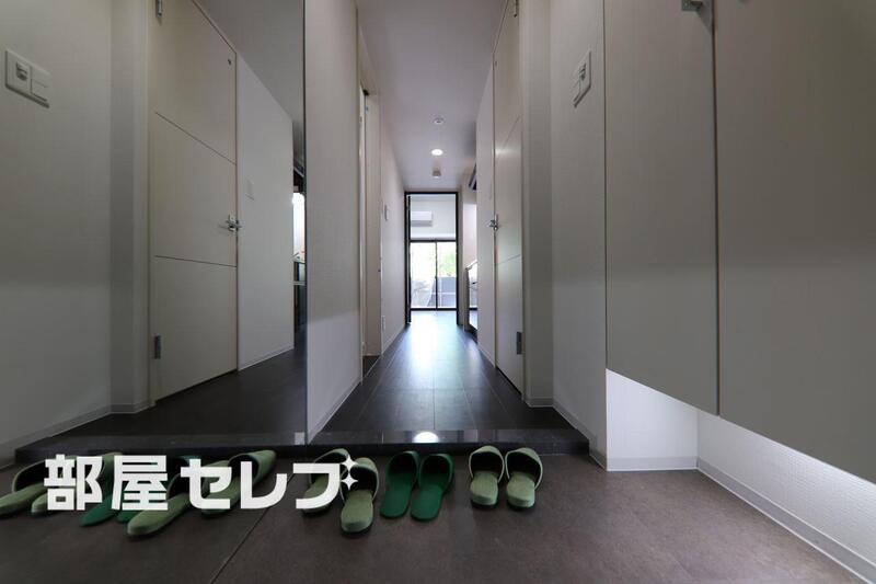 玄関　※別号室参照写真