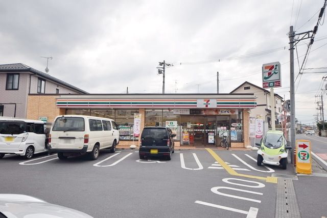 コンビニ　セブンイレブン鴻巣宮前原店（コンビニ）まで503m