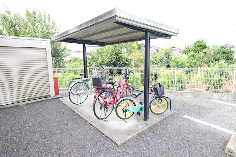 その他共有部分　駐輪場（屋根付き）