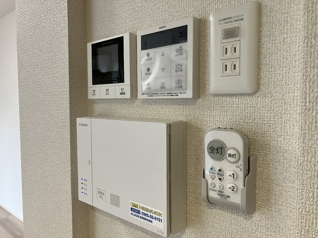 セキュリティ　Ｎ１０２　モニター付きインターホン　ホームセキュリティ