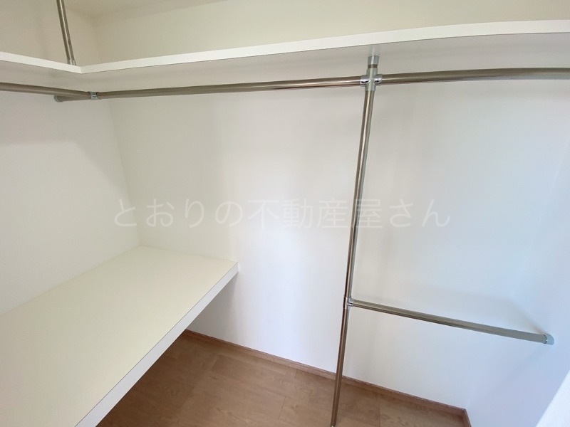 収納　ウォークインクローゼット