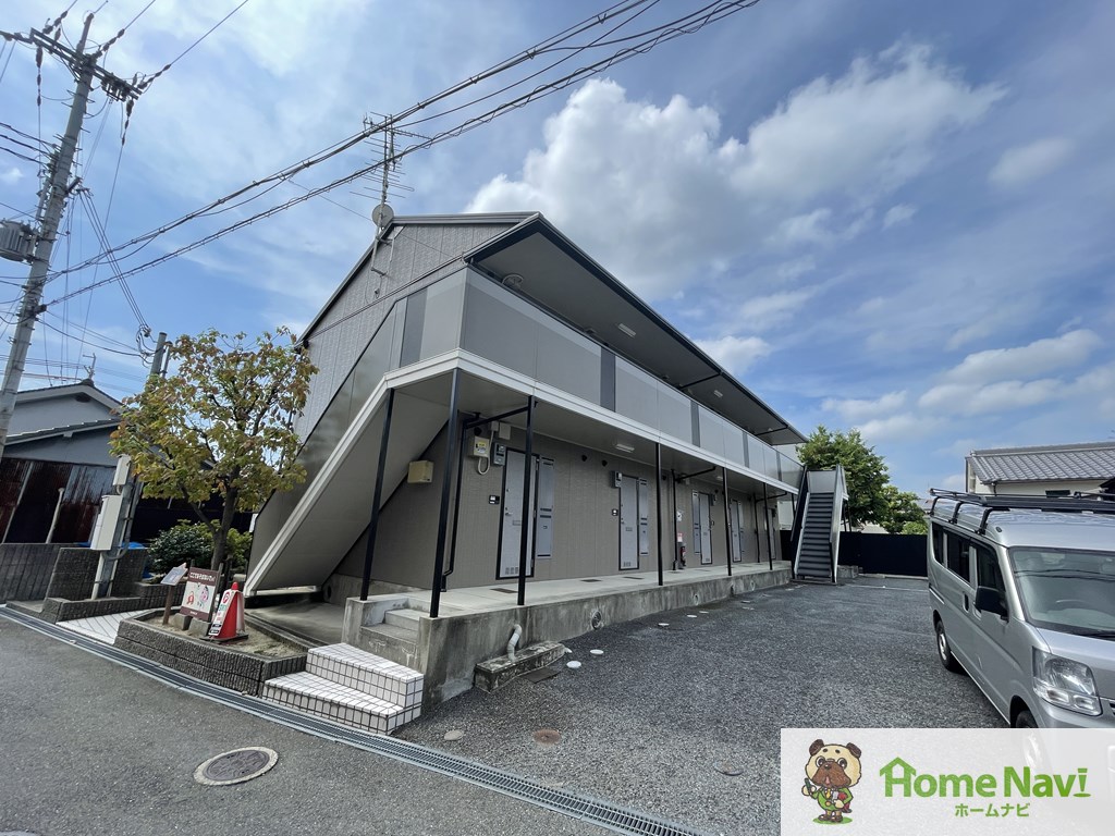 建物外観　「ファミール麻野」、現地待ち合わせでのご案内も可能です。