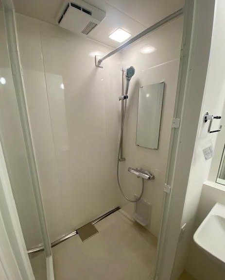 バス・シャワールーム　別部屋参考写真