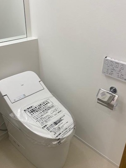 トイレ　別部屋参考写真