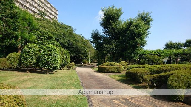 公園　せせらぎの里（公園）まで280m