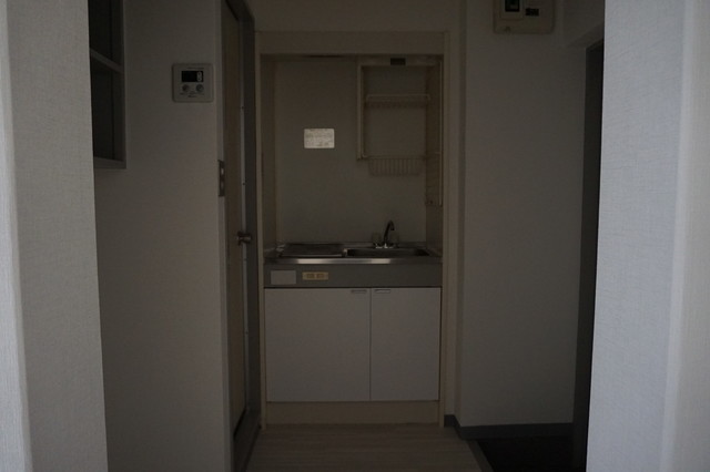 キッチン　参考写真（別号室の写真です）