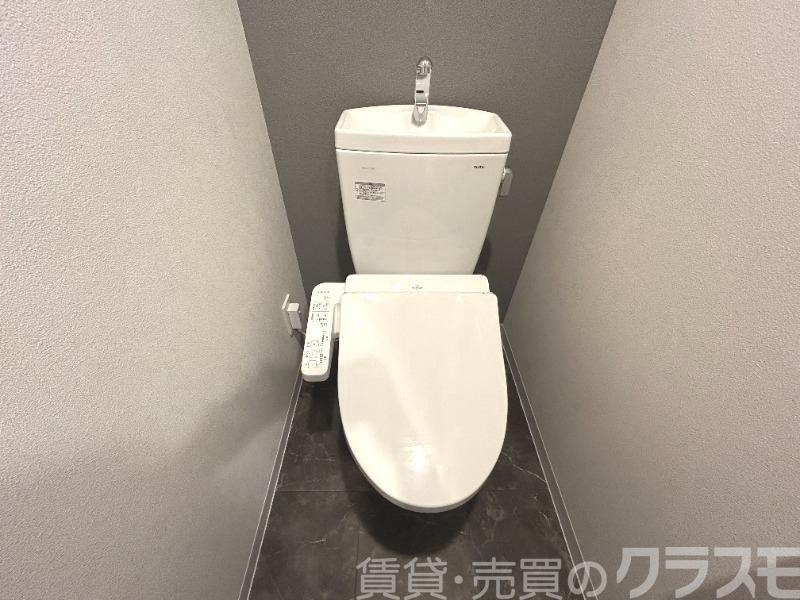 トイレ　ウォシュレット＆ウォームレット