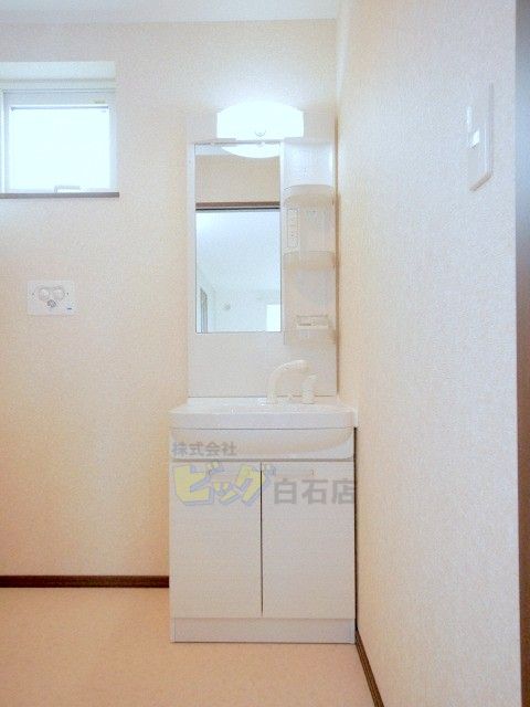洗面設備　シャンプードレッサー完備しています♪