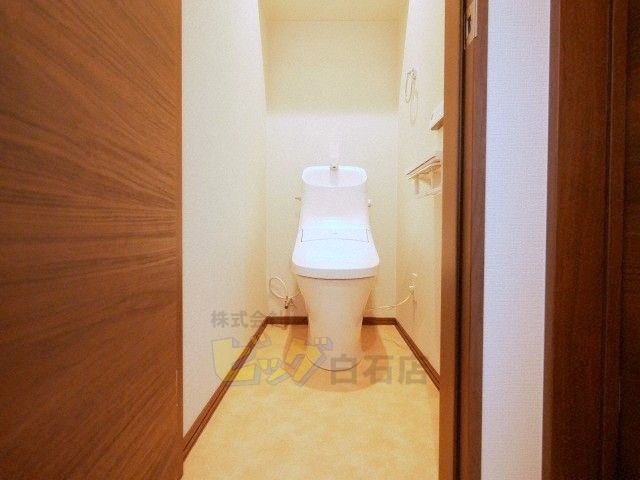 トイレ　ウォシュレット完備しています♪