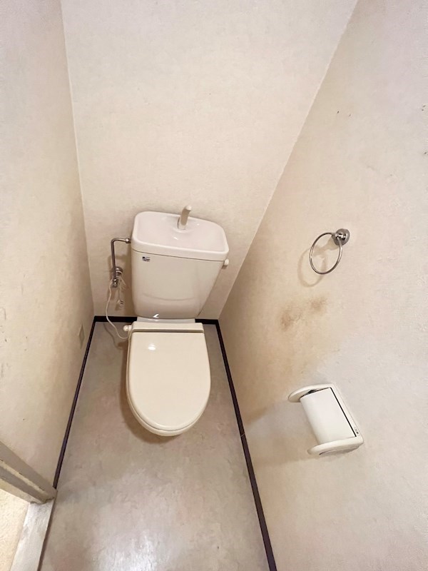 トイレ　ゆったりとした空間のトイレです