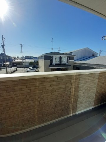 バルコニー　バルコニー付きです