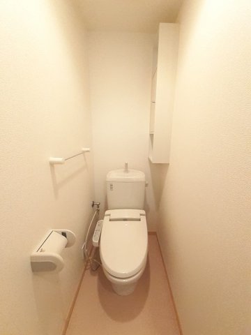トイレ　トイレもきれいです