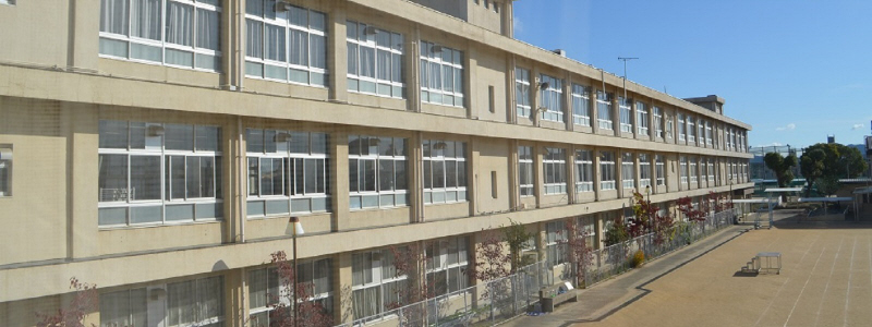 中学校　城乾中学校（中学校）まで527m