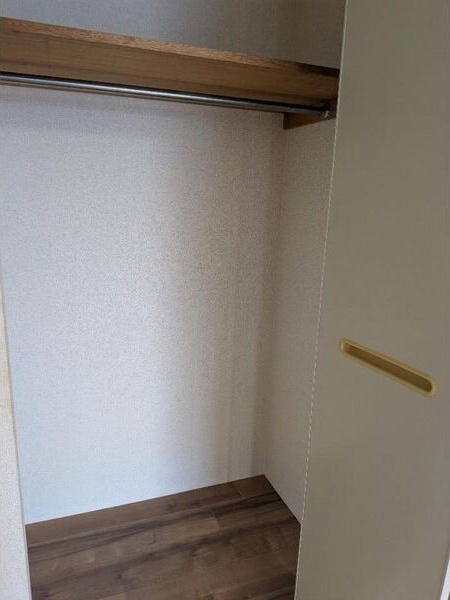 収納　室内写真は別部屋の写真です。