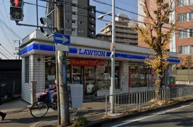 コンビニ　ローソン　江坂町四丁目店（コンビニ）まで755m