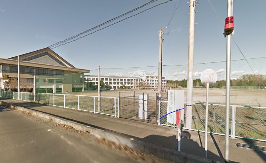 中学校　つくば市立茎崎中学校（中学校）まで4370m