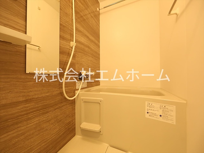 バス・シャワールーム　バスルーム　浴室暖房乾燥機付き