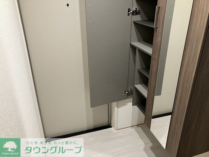 玄関　お問合せはタウンハウジングまで！※現地待合わせ相談可能