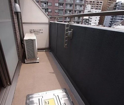 バルコニー　※別部屋の参考写真です。