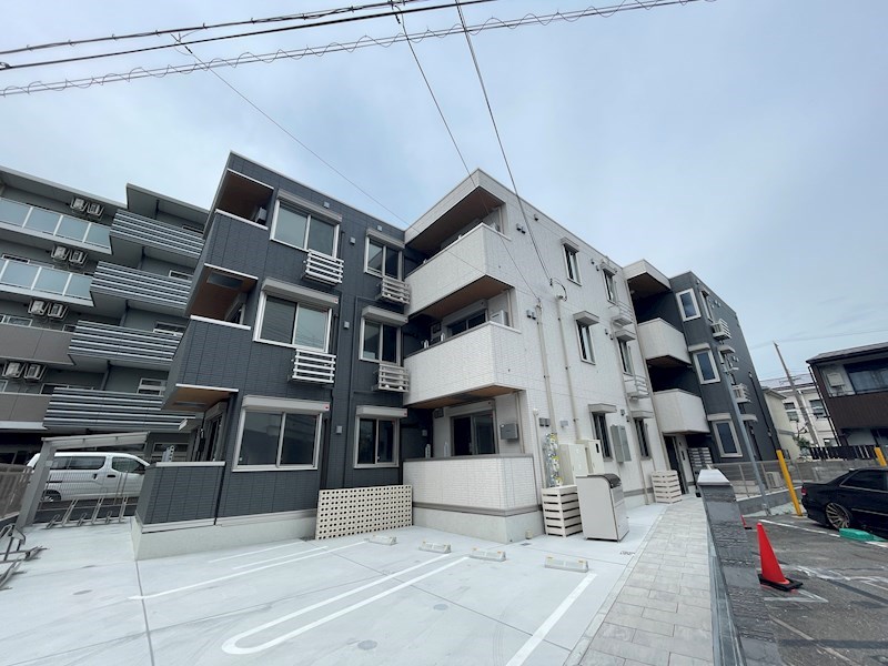 サンパティーク住吉の外観写真