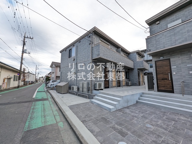 建物外観　閑静な住宅地でゆったりライフスタイルを満喫してください♪