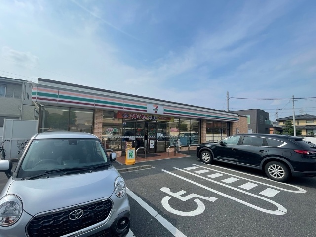 コンビニ　セブンイレブン四日市茂福店（コンビニ）まで151m