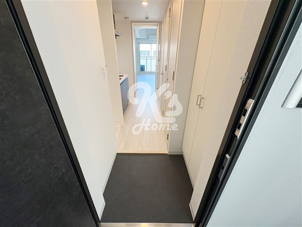 アドバンス神戸マリスIの玄関写真
