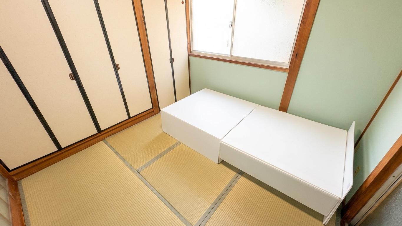 収納　ベッドも置けます