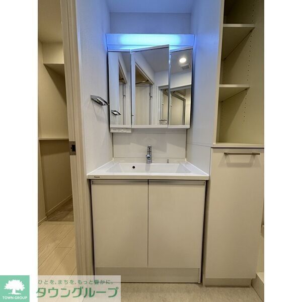 スプランディッド大阪EASTの内装写真