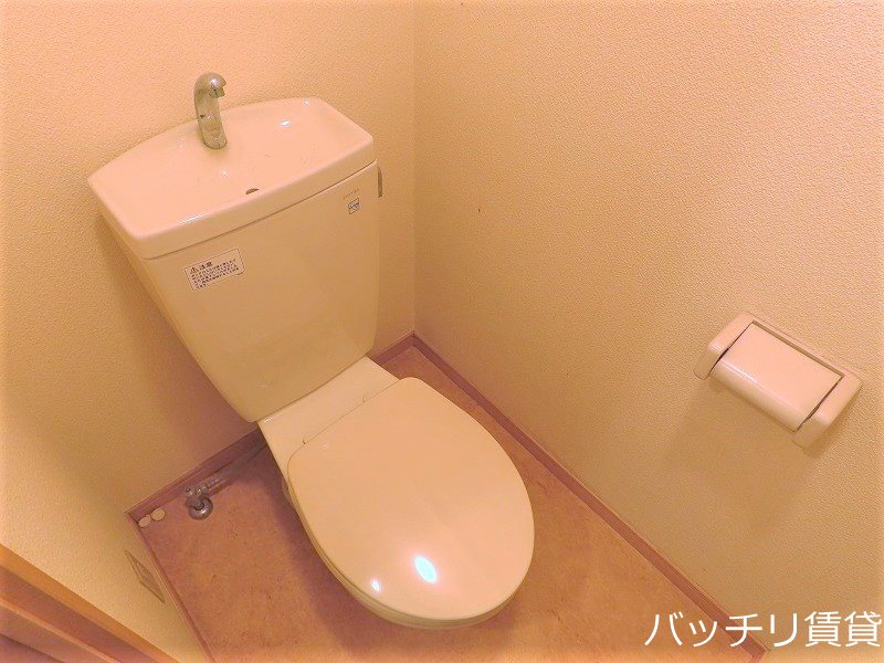トイレ　別号室イメージの為、現状を優先致します