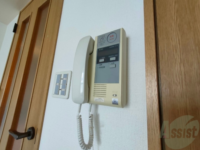 セキュリティ　インターホンは通話ができるので急な訪問があっても安心です。