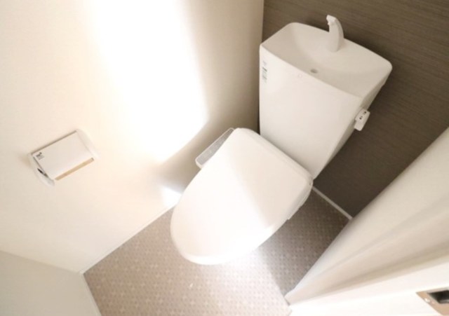 トイレ　別部屋同仕様タイプ