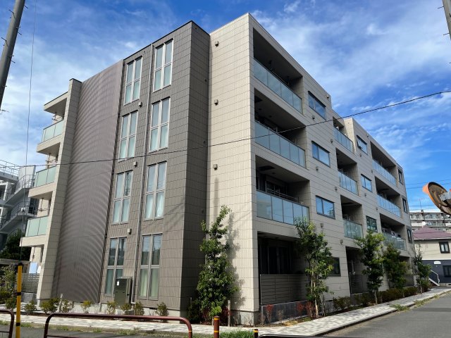 建物外観　★制震耐火構造で災害に強いマンション♪