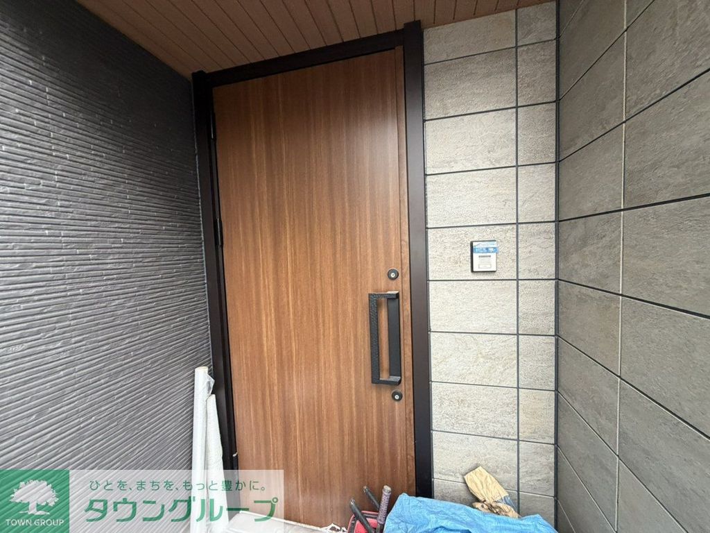 UTENA TERRACEの玄関写真