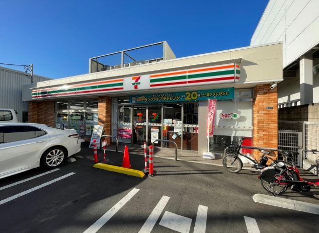 コンビニ　セブンイレブン大田区大森駅南店（コンビニ）まで161m