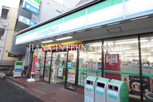 コンビニ　ファミリーマート 小台二丁目店（コンビニ）まで278m