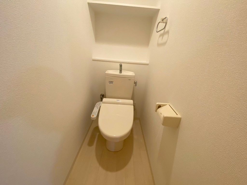 トイレ　トイレ
